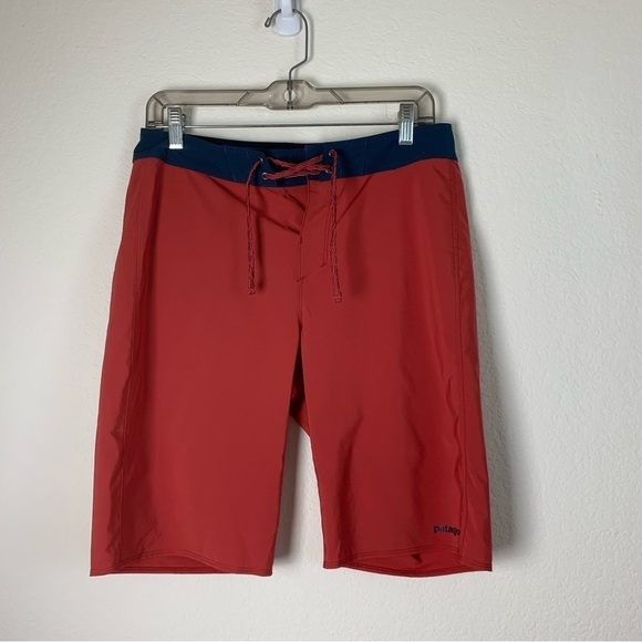 Patagonia Mens red hydro lace up swim board shorts 30
